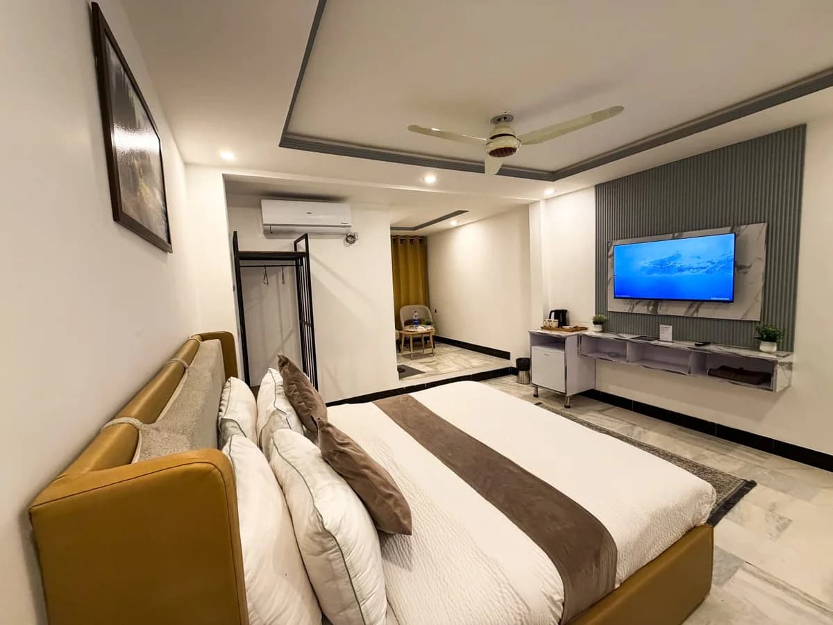 Executive Room — Prestige by Alnoor Skardu — photo 3