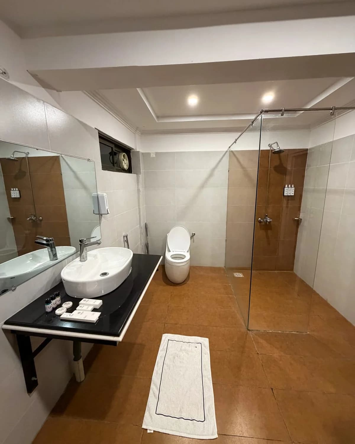 Luxury Family Suite — Prestige by Alnoor Skardu — photo 4
